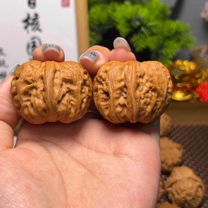 文玩核桃把件41尺元宝48