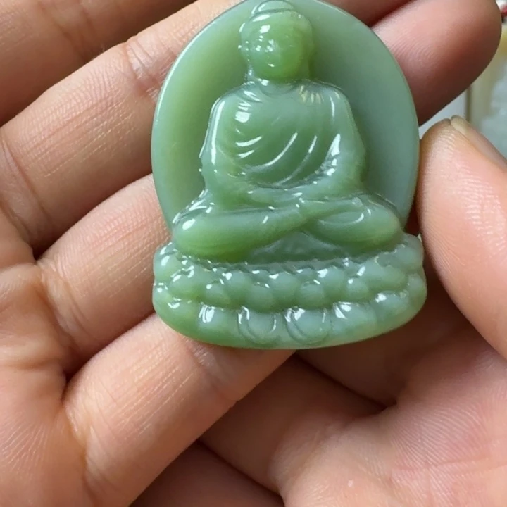 和田玉未镶嵌颈饰粉青大日如来
