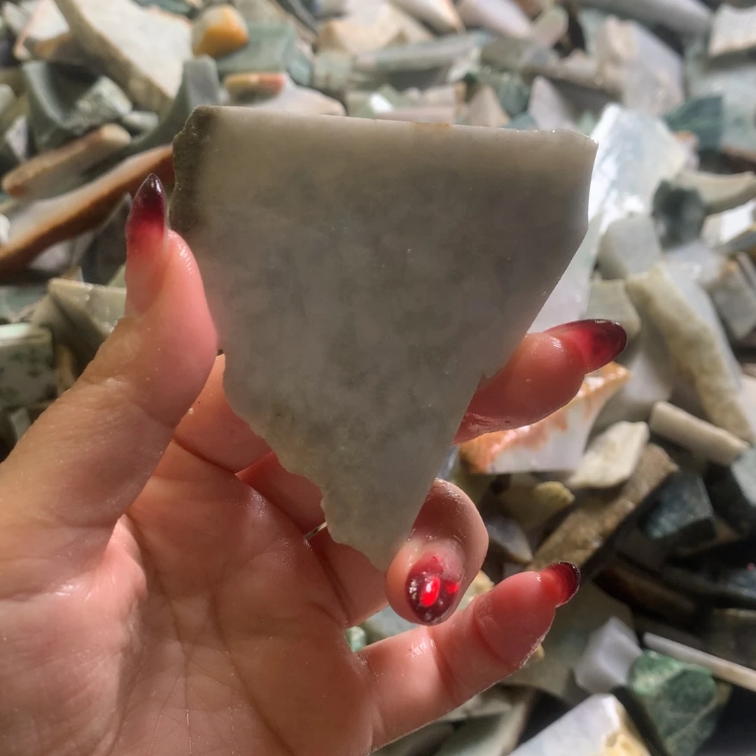 翡翠颈饰未镶嵌缅甸翡翠