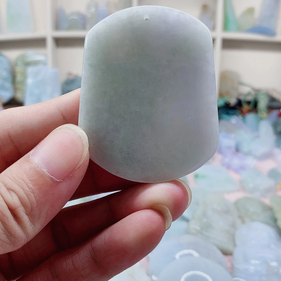 颈饰未镶嵌翡翠天然