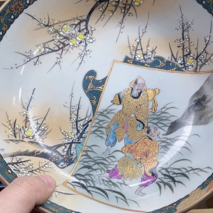 瓷片米**奇瓷制作工艺品摆件