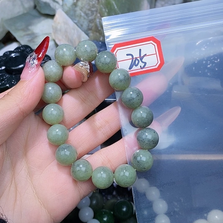 和田玉和田玉边角料随机发未镶嵌