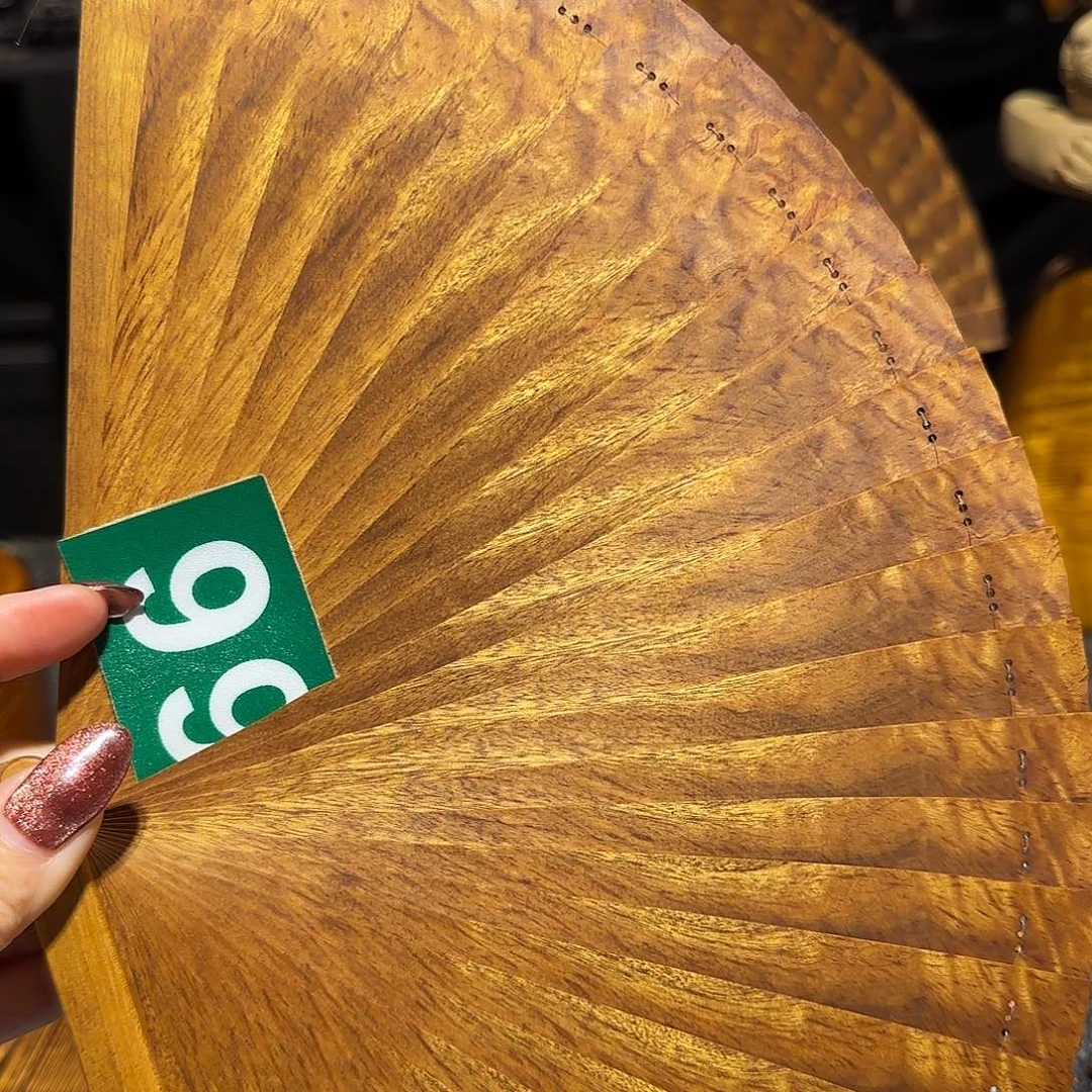 金丝楠三**澜金丝楠木手把件