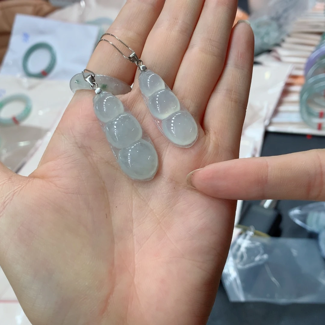 颈饰未镶嵌翡翠多样性发1