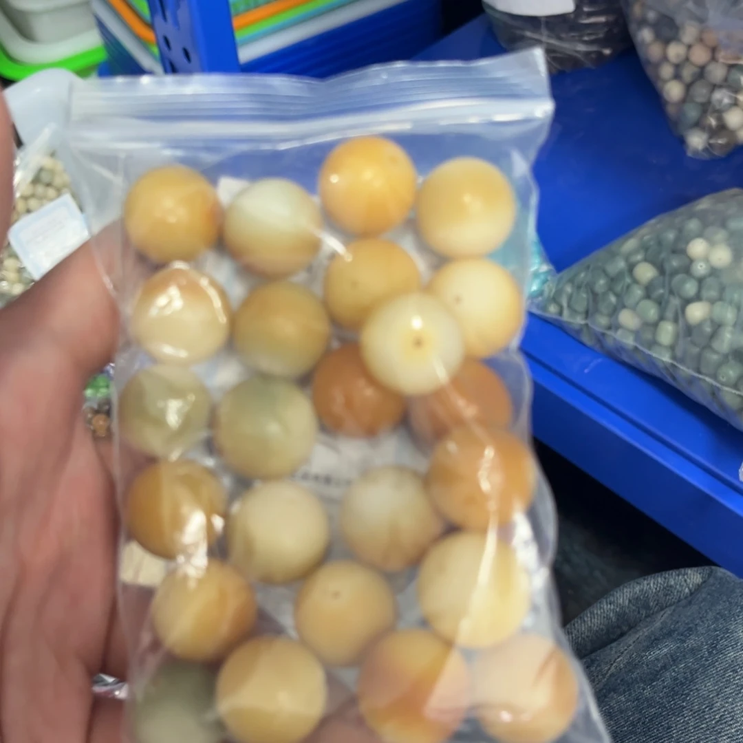 【闪购商品】白玉菩提吊坠z18/干磨锅底微瑕