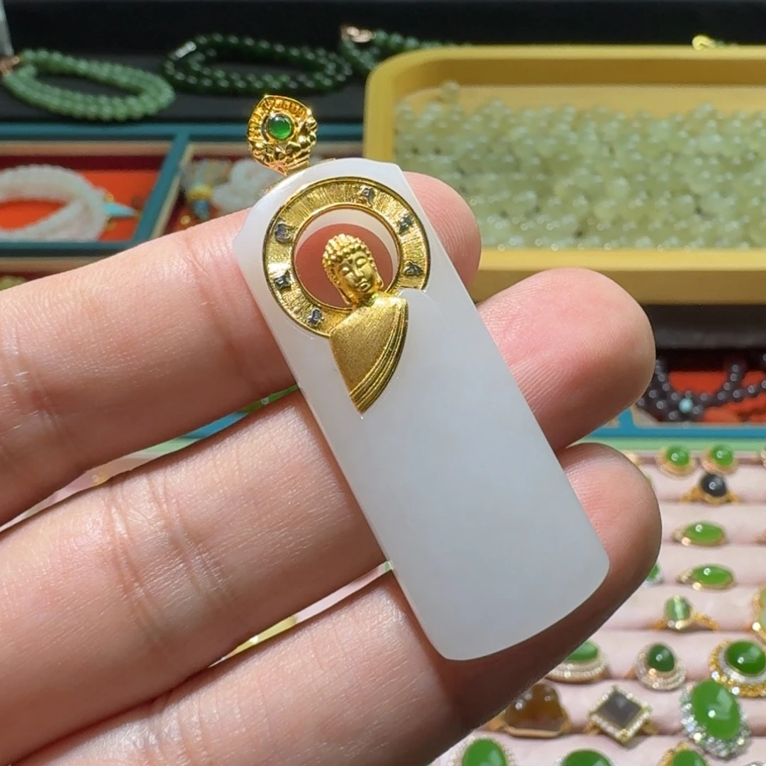 和田玉18K金镶嵌珠宝奇石白玉佛祖