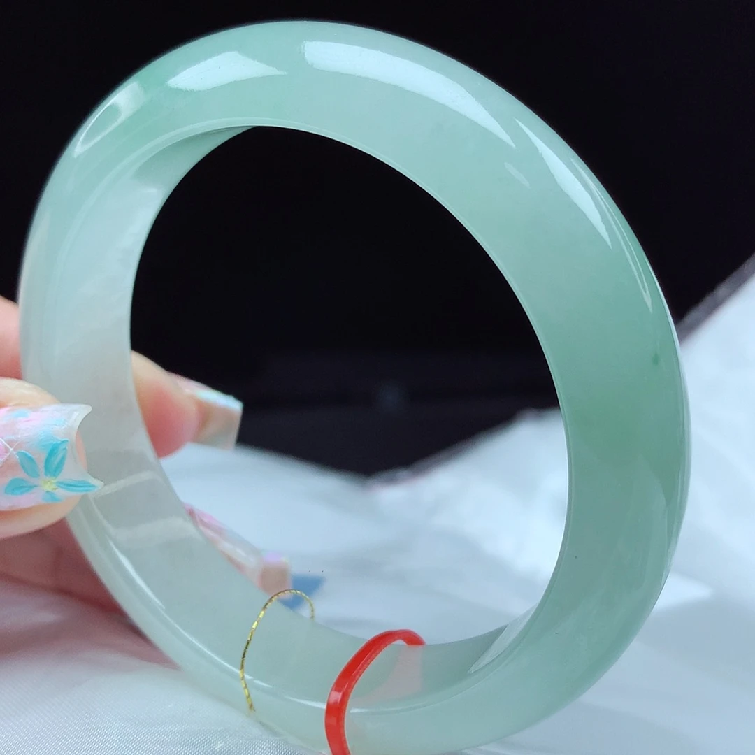 翡翠手镯未镶嵌54圈4294