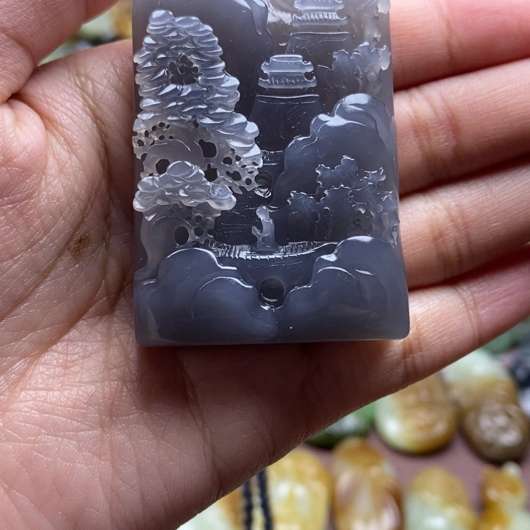 吊坠(不含链)未镶嵌和田玉（糖玉）