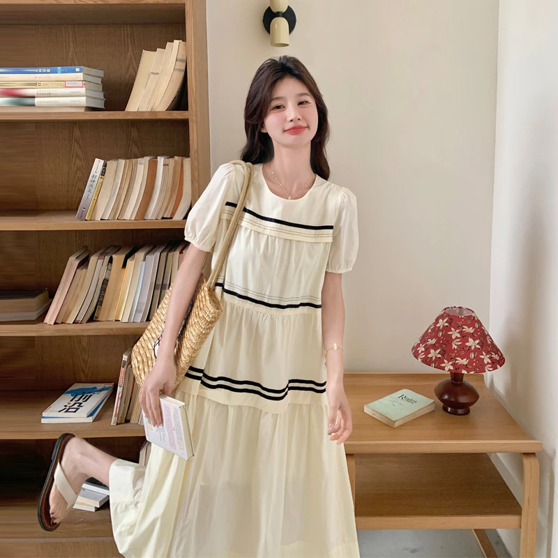 法式复古连衣裙女2025夏季新款海边度假风显瘦百搭温柔风气质长裙
