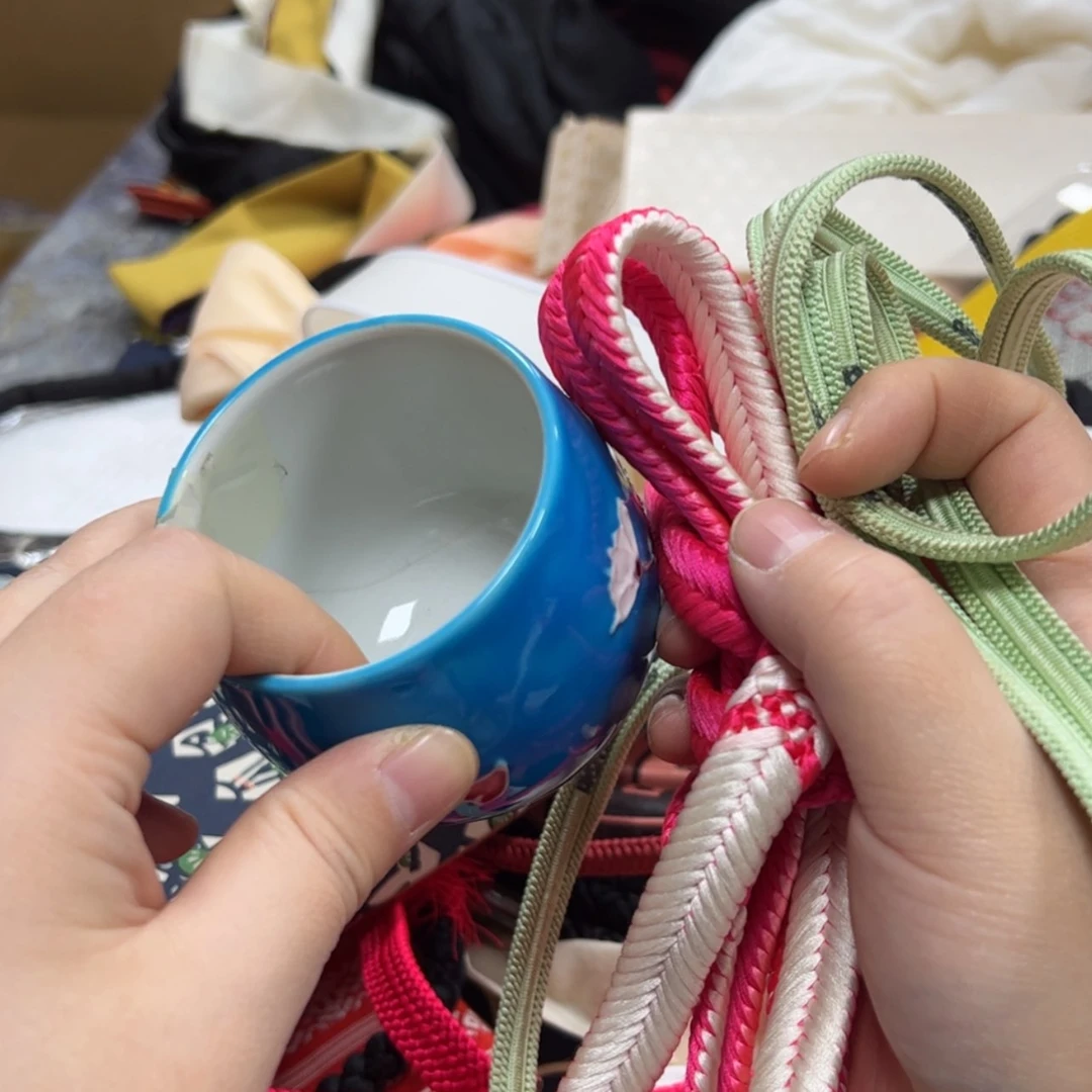 【闪购商品】温*陶瓷马克杯带盖勺