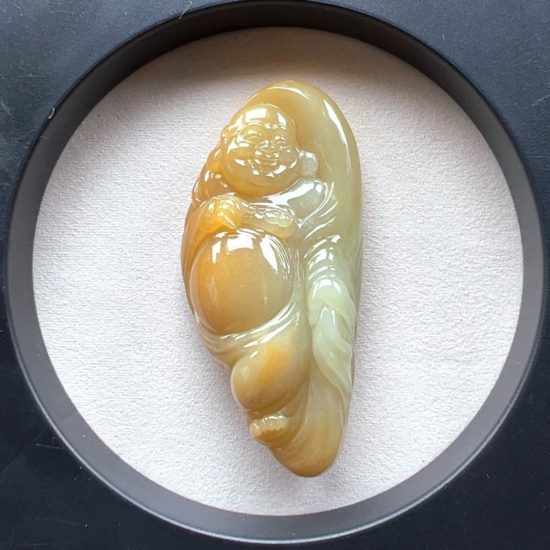 翡翠未镶嵌颈饰佛