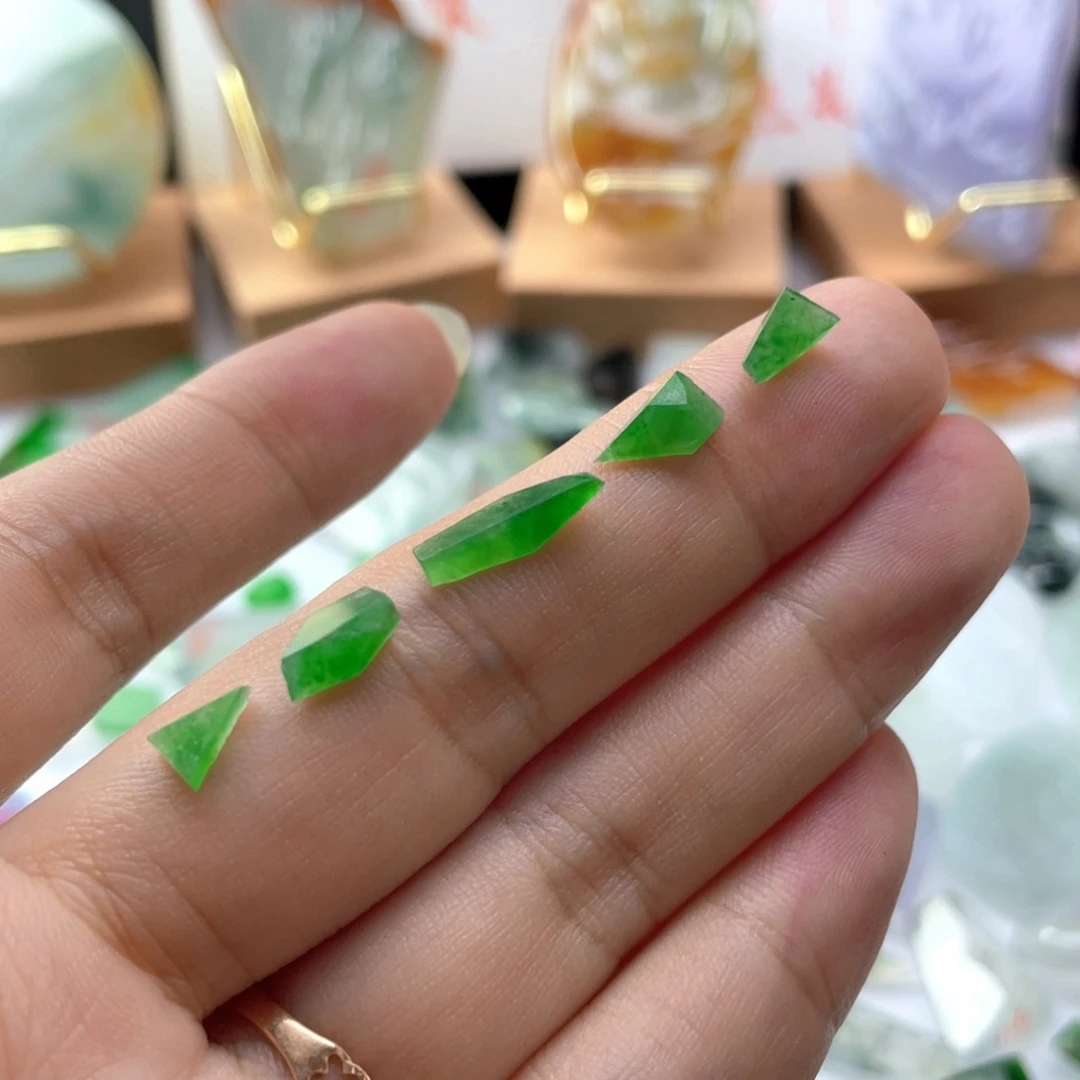 定制翡翠未镶嵌天然缅甸翡翠