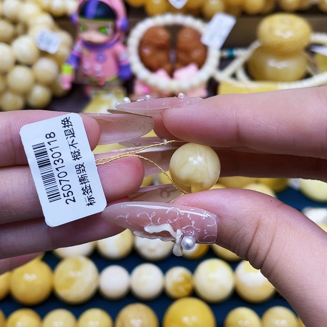 未镶嵌蜜蜡珠宝奇石半金半白妖花12.7mm瑕