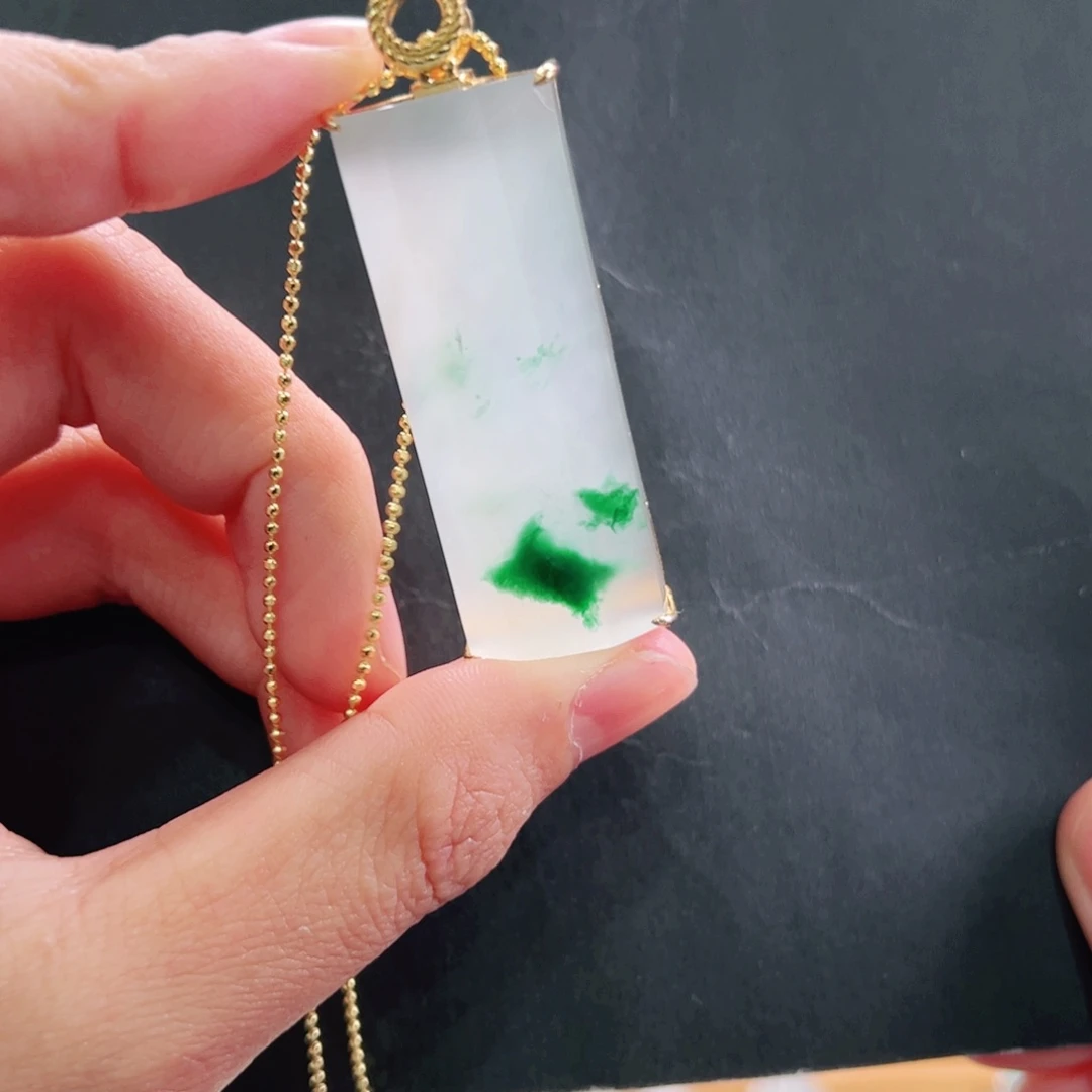 午***阳石英质玉未镶嵌吊坠(不含链)