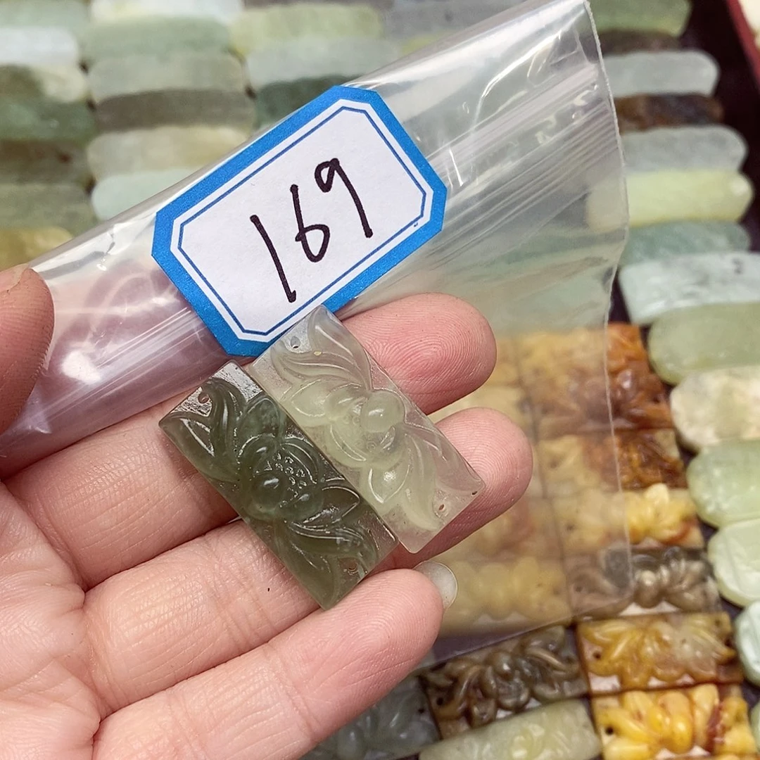 蛇纹石玉未镶嵌颈饰越*169