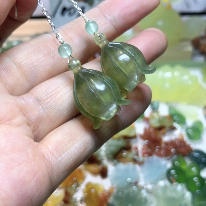 【闪购商品】蛇纹石玉耳环未镶嵌