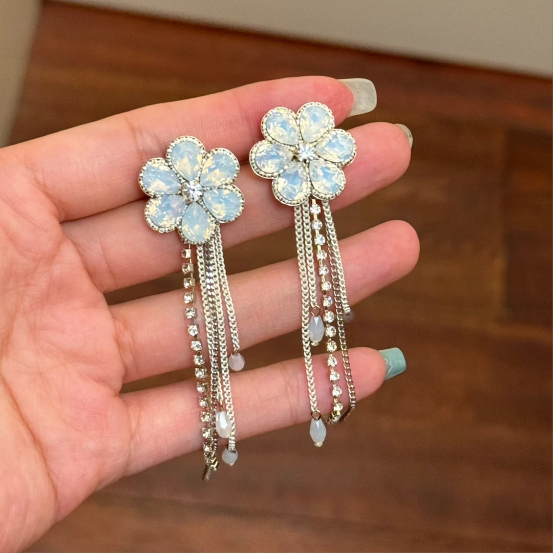 铜合金合成锆石耳饰 E0680 东大门定制品手工花朵流苏耳环