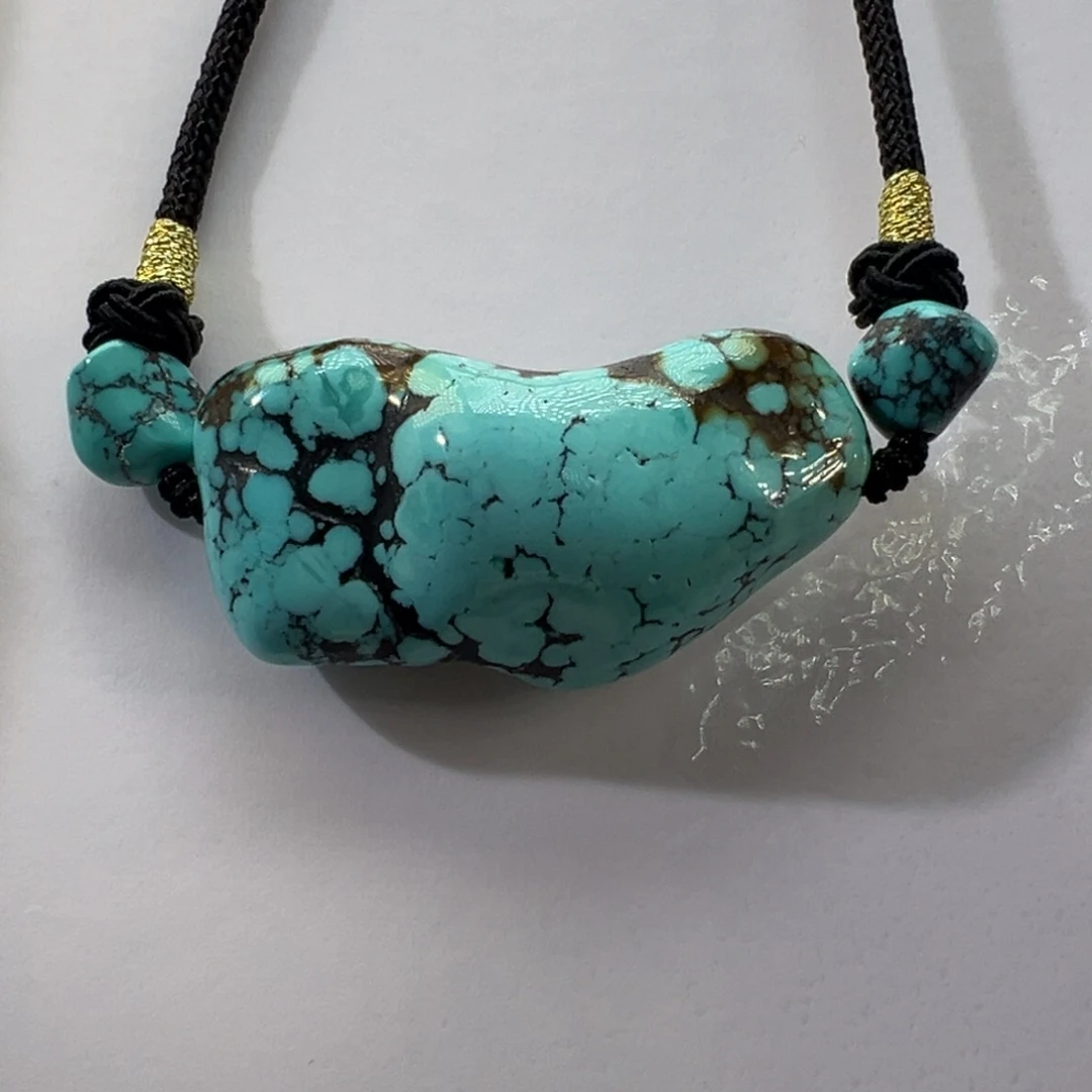 绿松石未镶嵌挂件