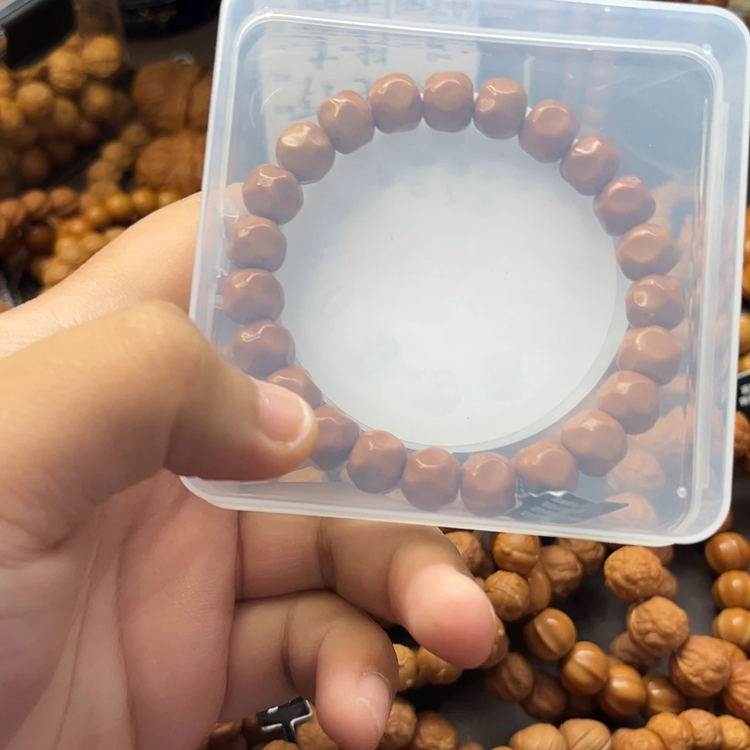 心****一零奶酪猴头雕刻