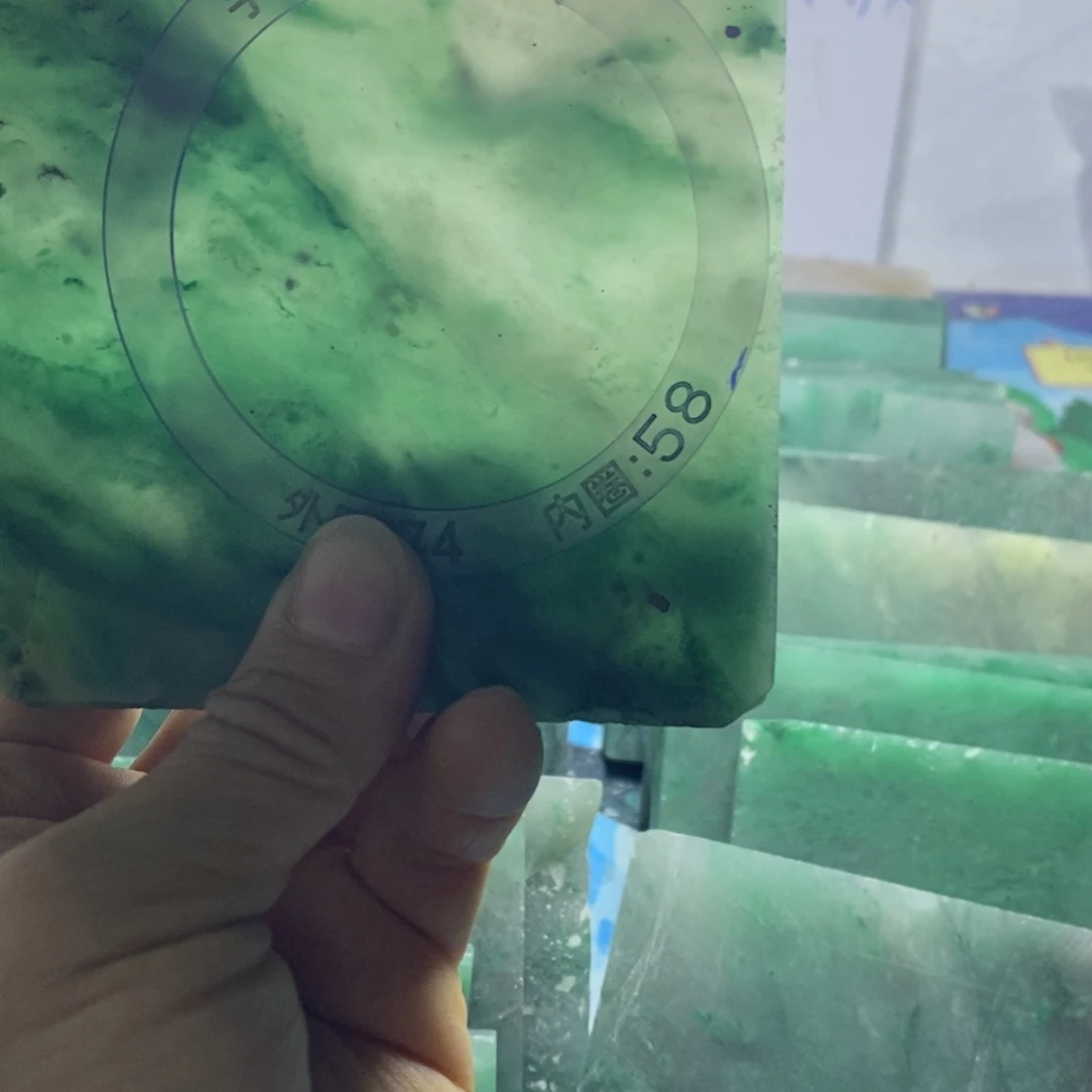 拒***毒定制石英质玉（非洲翠）