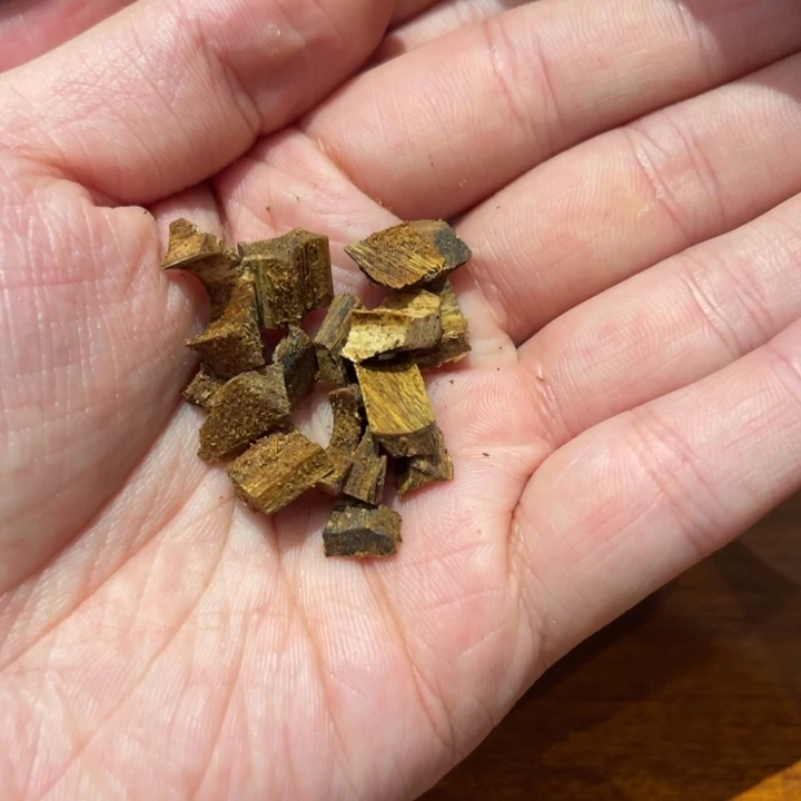 吊坠沉香8*m越南芽庄油结黄棋楠2g