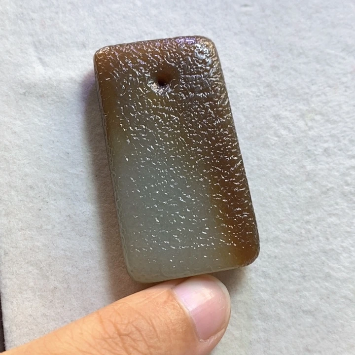 颈饰未镶嵌和田玉18