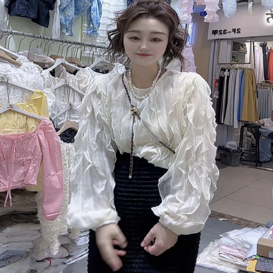 飘逸荷叶边长袖圆领纯色显瘦仙气小衫