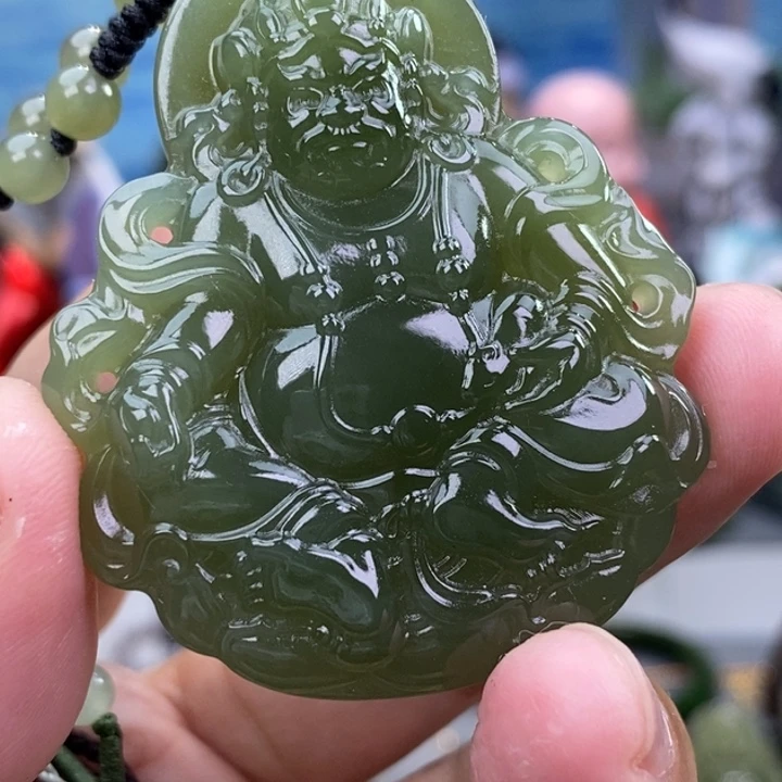 吉***来和田玉未镶嵌颈饰