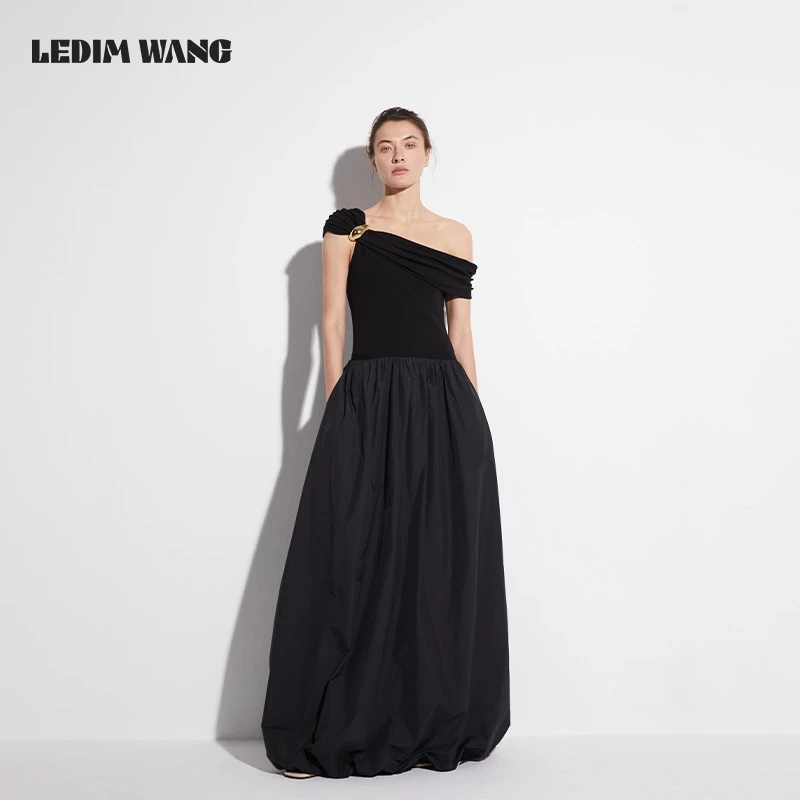 LEDIM WANG【王霏霏同款】一字肩低腰线花苞连衣裙女夏2025新款长裙