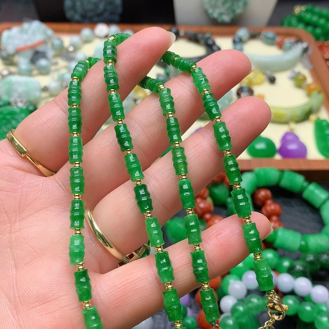 吊坠(赠链)未镶嵌翡翠