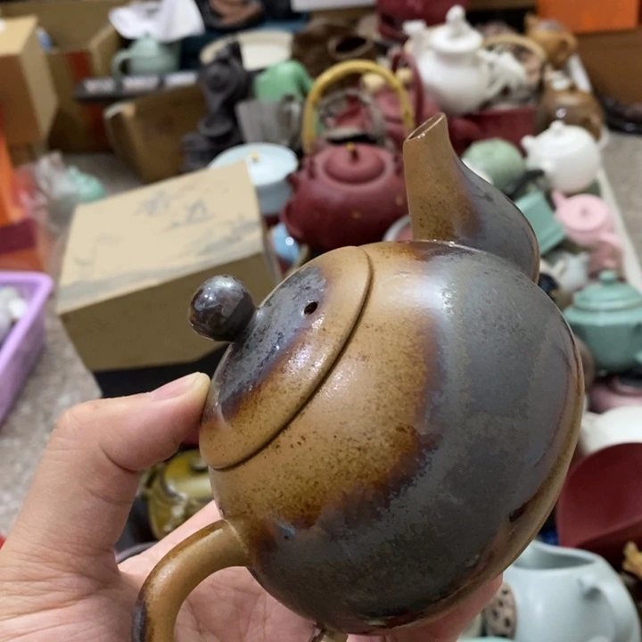 陶瓷艺术品及陶瓷壶壶