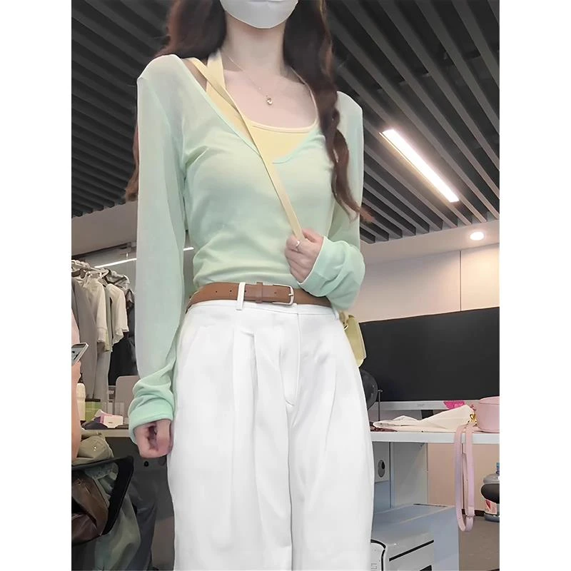 辣妹薄荷绿挂脖v领长袖t恤女早初秋季设计感小众打底衫上衣两件套