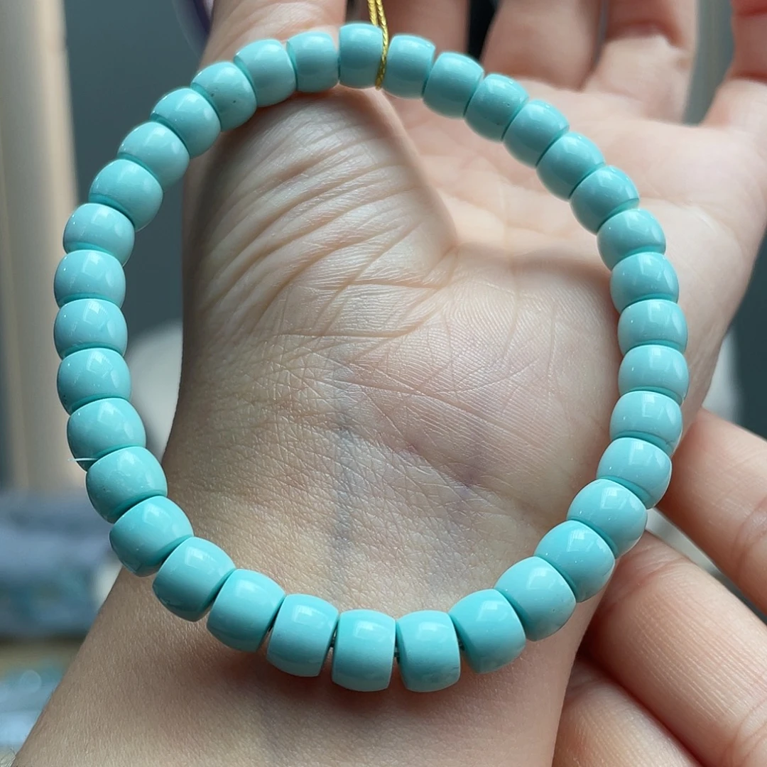 绿松石未镶嵌颈饰