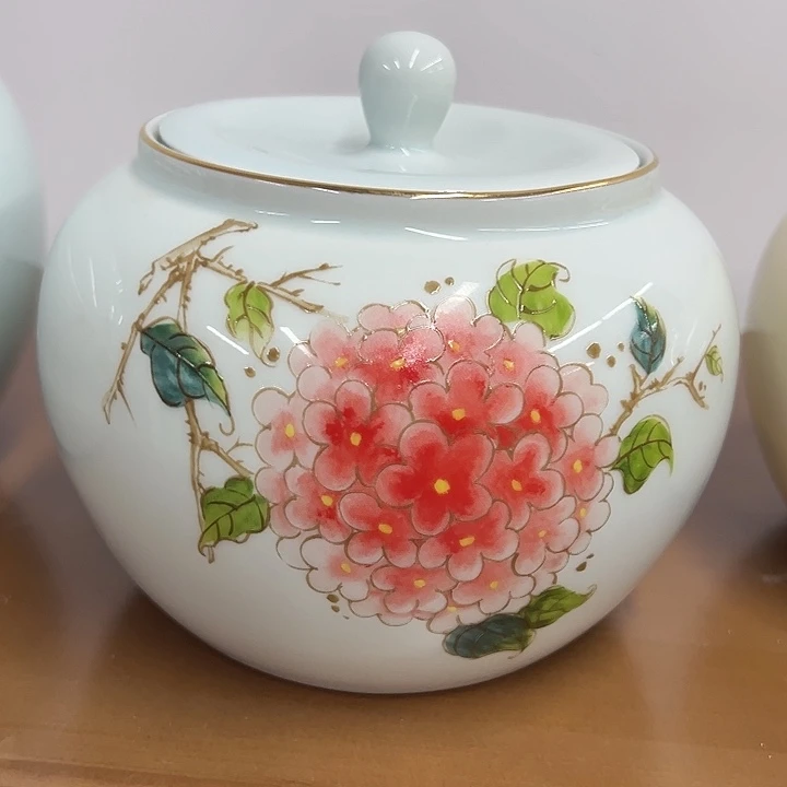 高端陶瓷茶叶密封罐