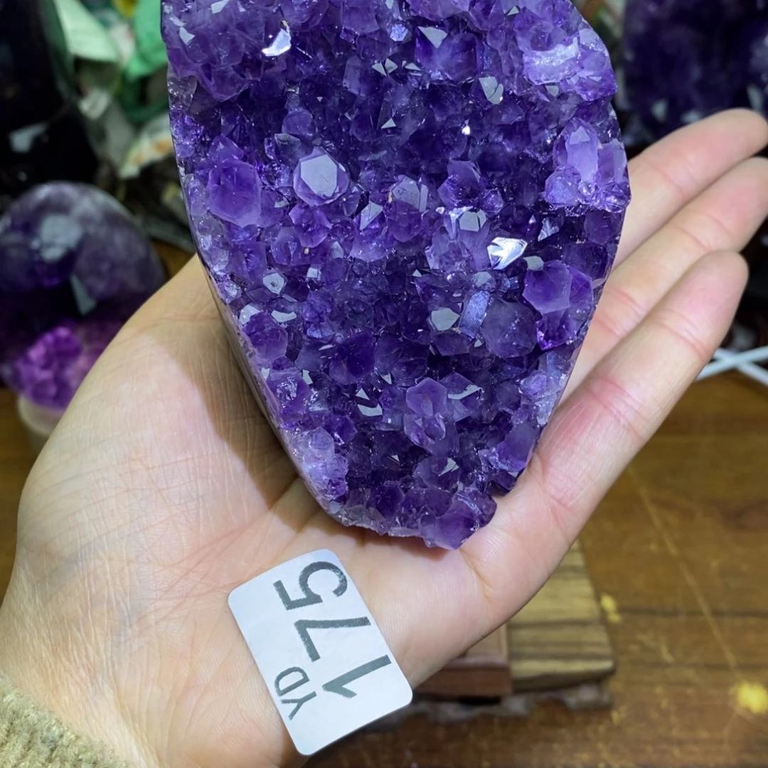 水晶大型摆件（非配饰）未镶嵌