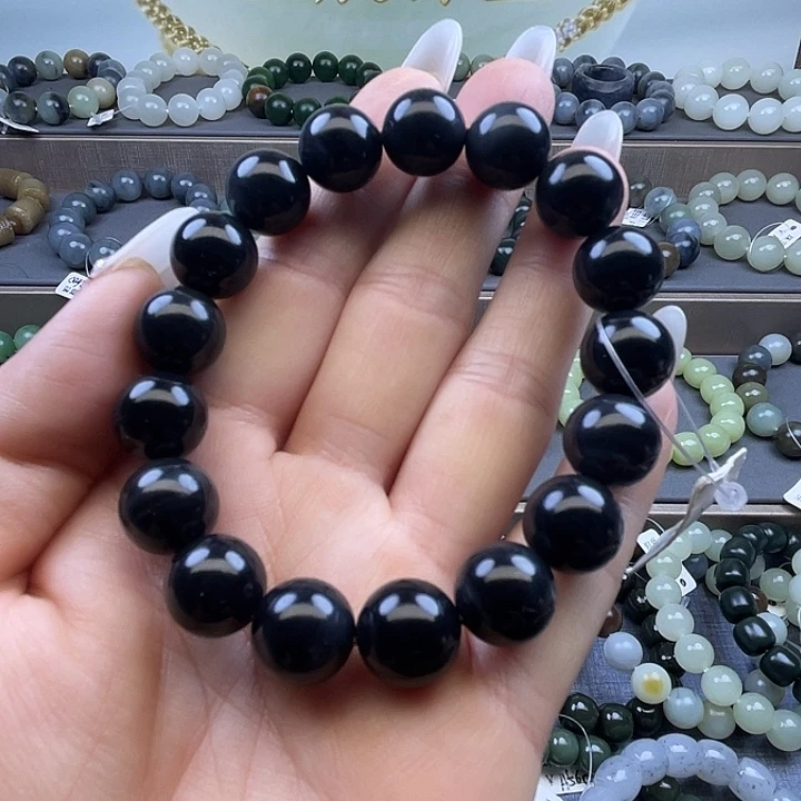 和田玉未镶嵌手串