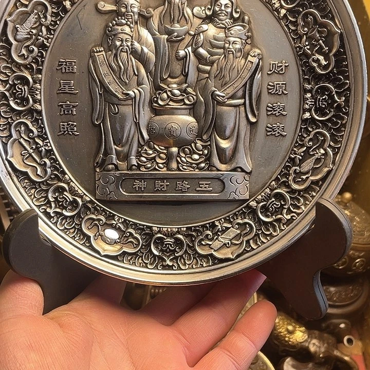 诚信经营铜器摆件