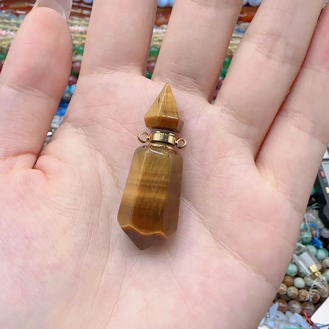 玛瑙/玉髓未镶嵌珠宝半成品虎眼石吊坠一个