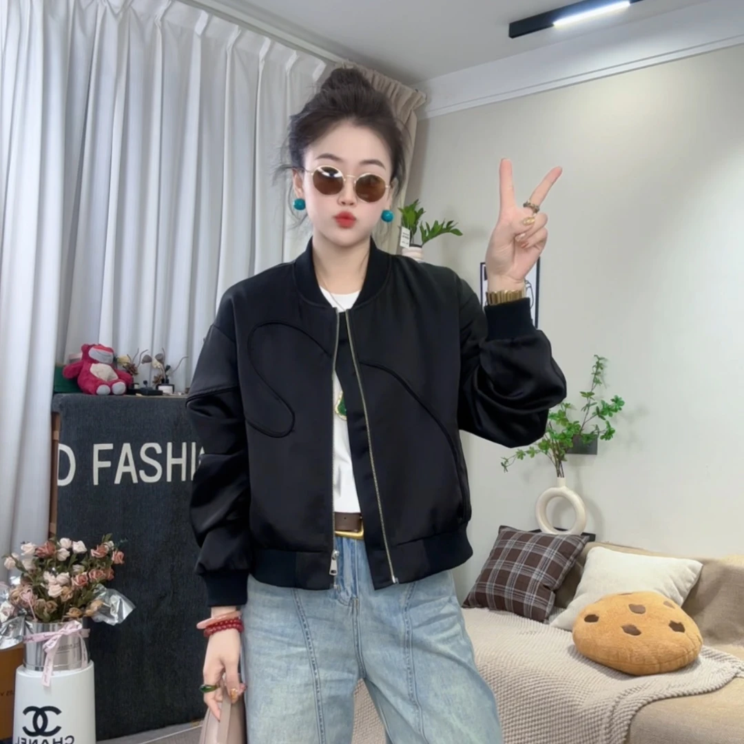 秋季新款休闲百搭时尚上衣女短款简约宽松外套秋季女外套