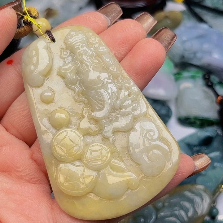 杏***福翡翠未镶嵌颈饰挂件