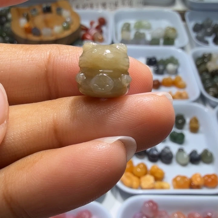 和田玉未镶嵌珠宝半成品