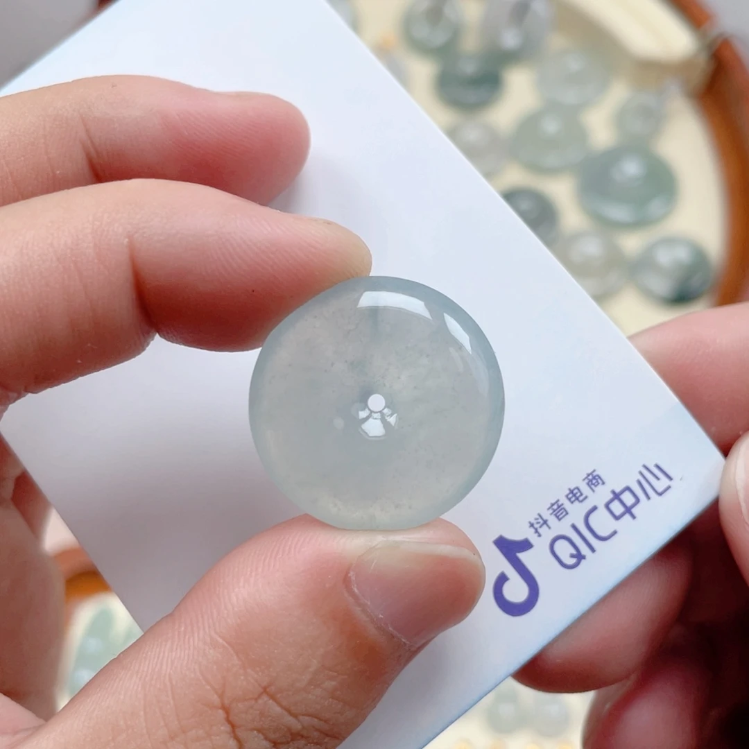 翡翠未镶嵌颈饰24.1/6.1