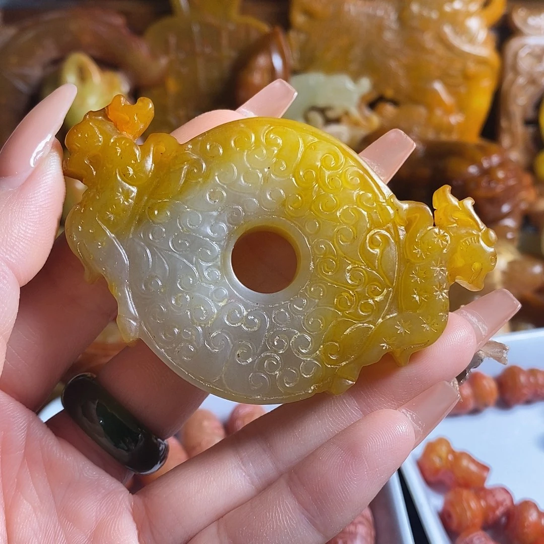 岫岩老玉（透闪石质玉）未镶嵌挂件