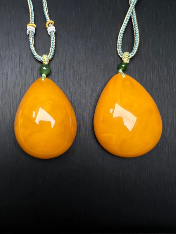 【牛牛严选】蜜蜡水滴吊坠 多样性只发一件 AC/8065/H