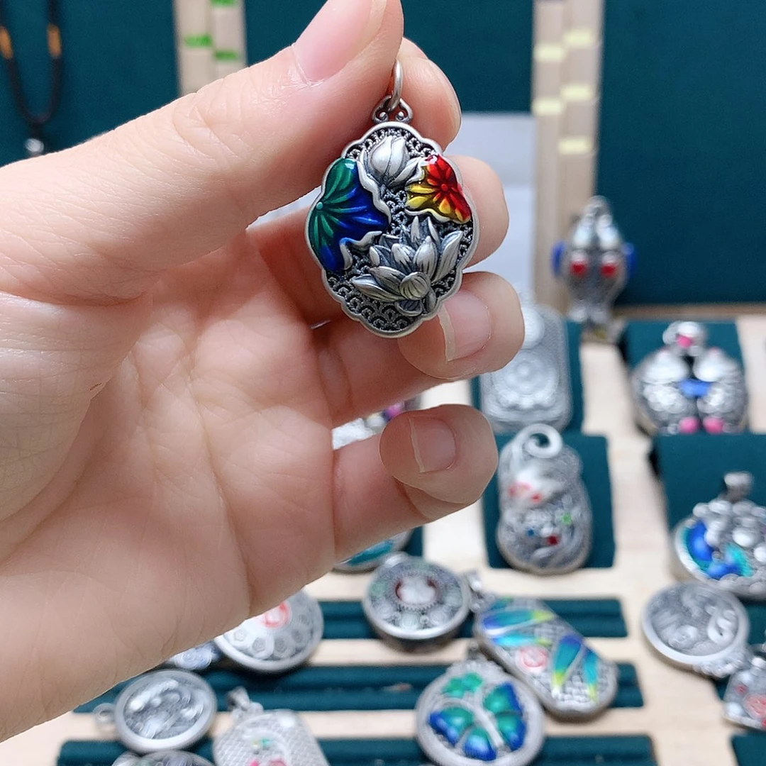 足银玻璃足银吊坠