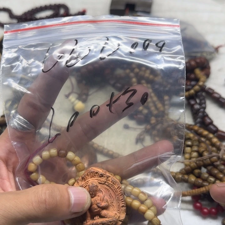 U***c泥塑藏区回流泥擦擦