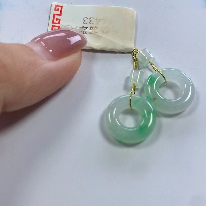 翡翠未镶嵌耳饰甜甜圈
