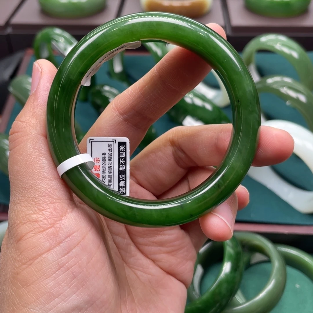 和田玉（碧玉）未镶嵌手镯5354