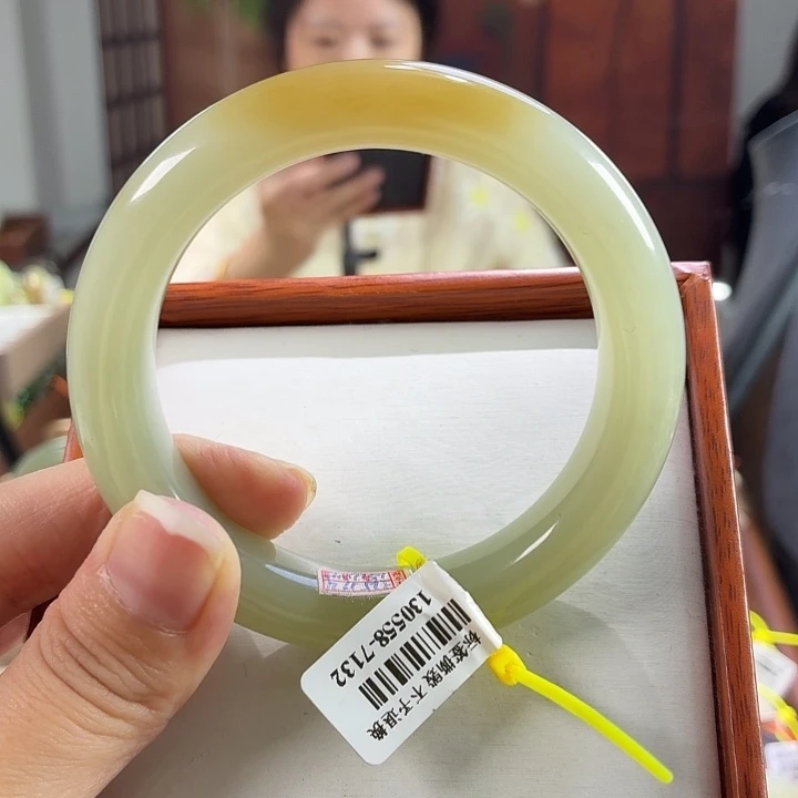 炸***羊未镶嵌手镯和田玉58.8