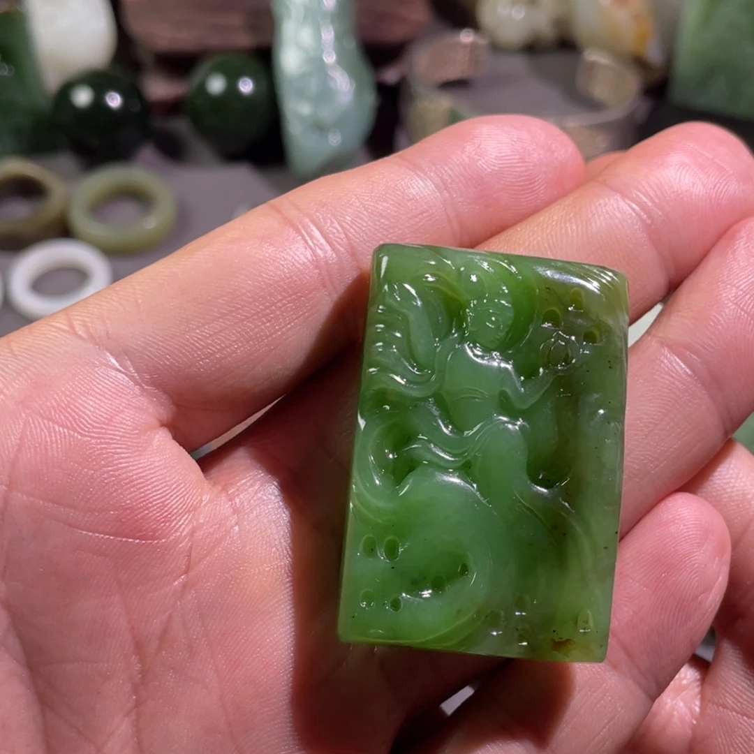 颈饰未镶嵌和田玉七*阁